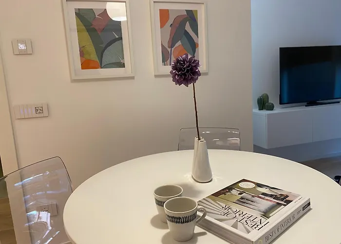 Maison Apartment